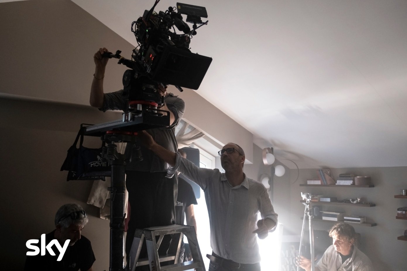 Visualizza: Al via le riprese di Anna, la nuova serie Sky Original di Niccolò Ammaniti su Digital-News.it Immagine di Al via le riprese di Anna, la nuova serie Sky Original di Niccolò Ammaniti - Scopri di più su Sky Italia