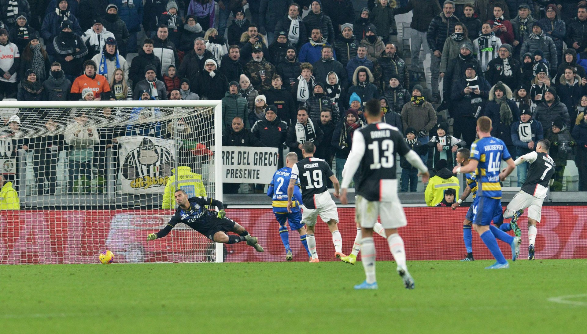 Visualizza: Lega Serie A, comincia era Dal Pino. Subito il dossier sui diritti tv su Digital-News.it Immagine di Lega Serie A, comincia era Dal Pino. Subito il dossier sui diritti tv - Scopri di più su Sport