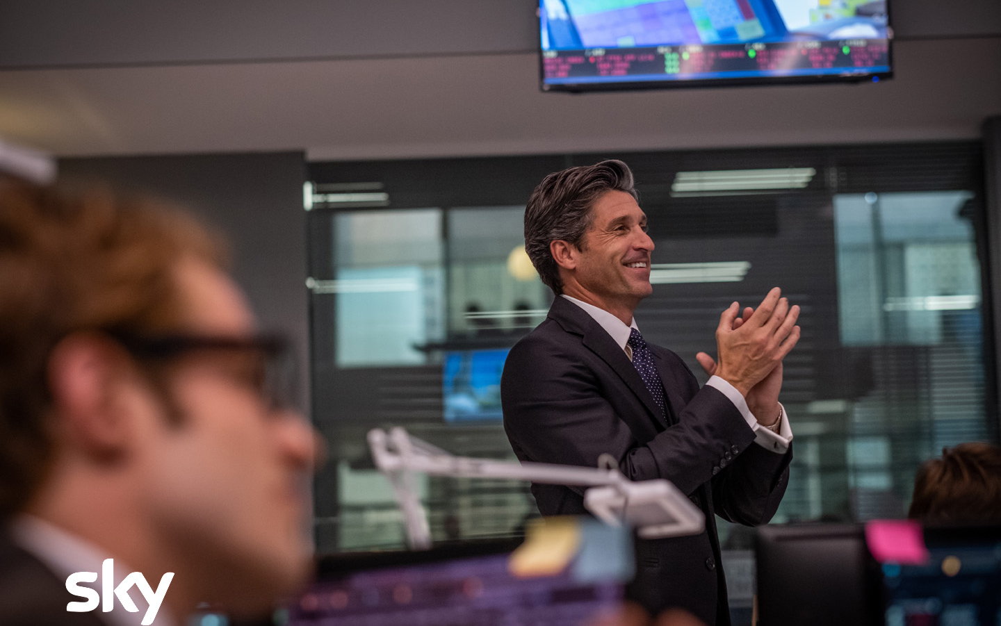 Visualizza: «Diavoli» rilasciato il teaser trailer, ad aprile arriva su Sky e NOW TV su Digital-News.it Immagine di «Diavoli» rilasciato il teaser trailer, ad aprile arriva su Sky e NOW TV - Scopri di più su Sky Italia