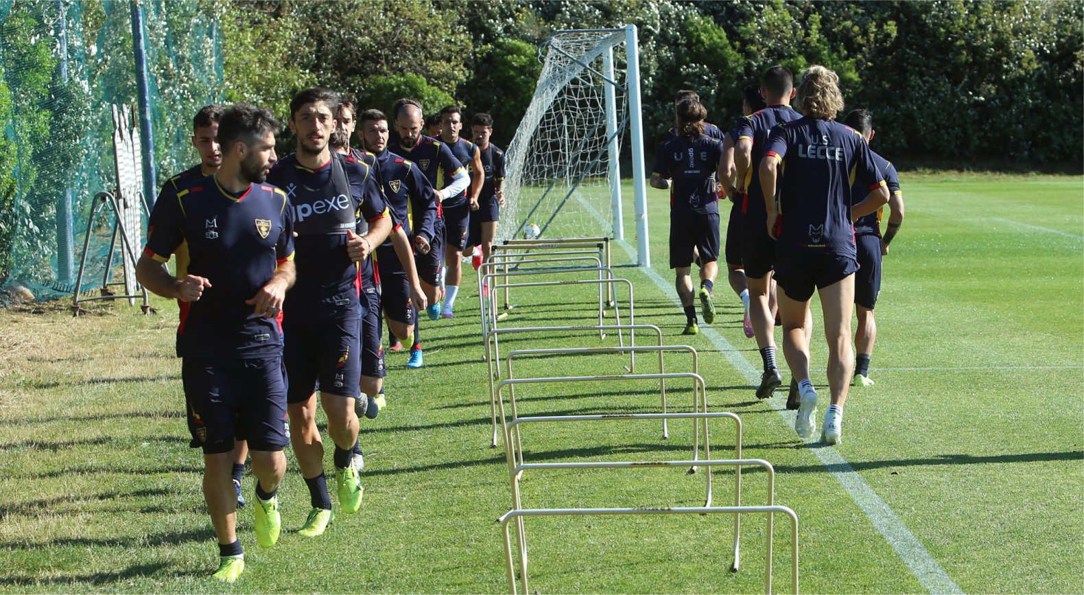 Visualizza: Serie A, domani si decide sulla ripartenza. Scontro sui diritti tv tra club e Sky su Digital-News.it Immagine di Serie A, domani si decide sulla ripartenza. Scontro sui diritti tv tra club e Sky - Scopri di più su Sport