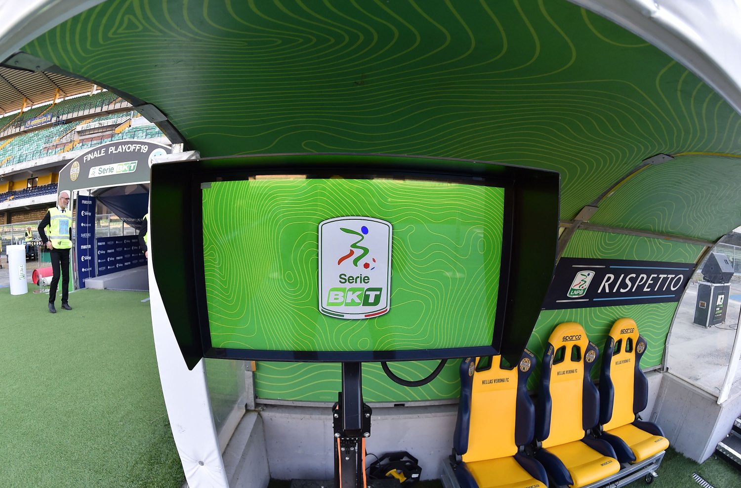 Visualizza: Serie BKT 2019/2020, le gare fino alla 36a giornata (dirette DAZN e Rai Sport) su Digital-News.it Immagine di Serie BKT 2019/2020, le gare fino alla 36a giornata (dirette DAZN e Rai Sport) - Scopri di più su Sport
