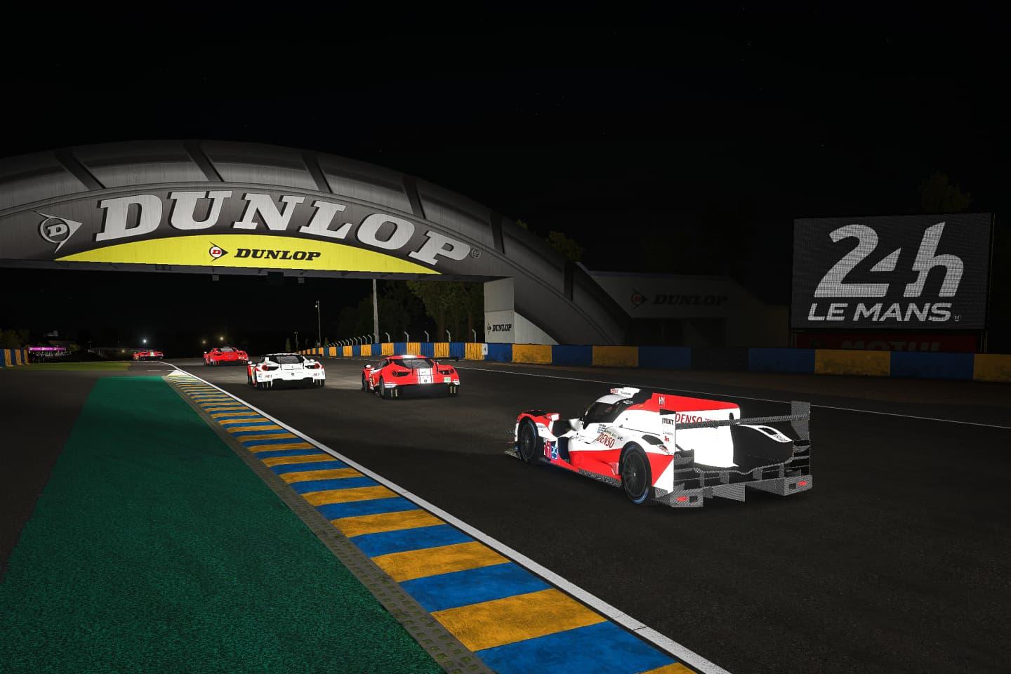 Immagine di Sky Sport, Motori Esports, 24 ore di Le Mans e F1 Virtual GP del Canada  - Scopri di più su Sky Italia