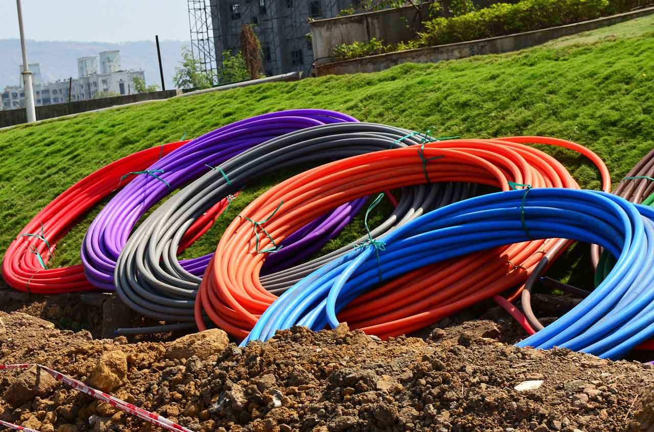 Immagine di Rete Unica: Vodafone, Wind Tre, Sky, incontro costruttivo con Governo e Cdp - Scopri di più su Internet e Tv
