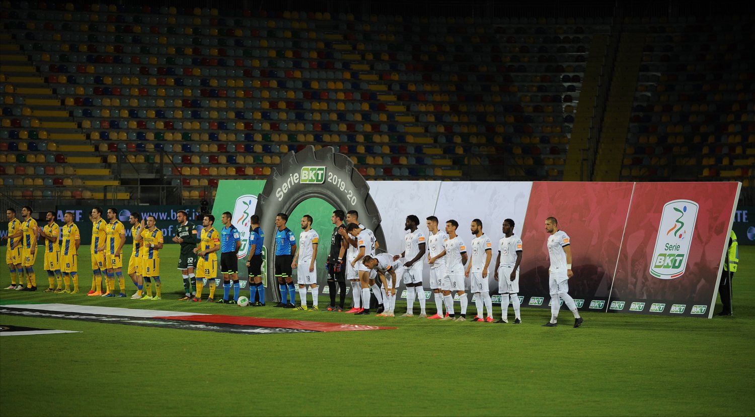 Immagine di Serie B, Finale Ritorno Spezia - Frosinone, diretta RAI 2 e DAZN 1 Sky - Scopri di più su Sport
