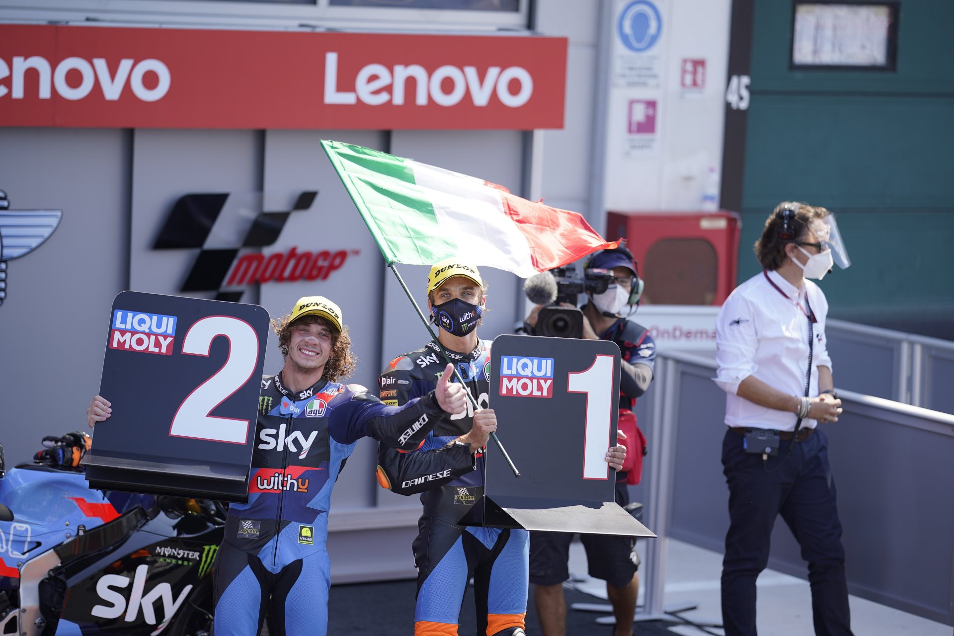 Visualizza: Ascolti in crescita per Sky e Tv8 nella domenica italiana dei motori su Digital-News.it Immagine di Ascolti in crescita per Sky e Tv8 nella domenica italiana dei motori - Scopri di più su Sky Italia