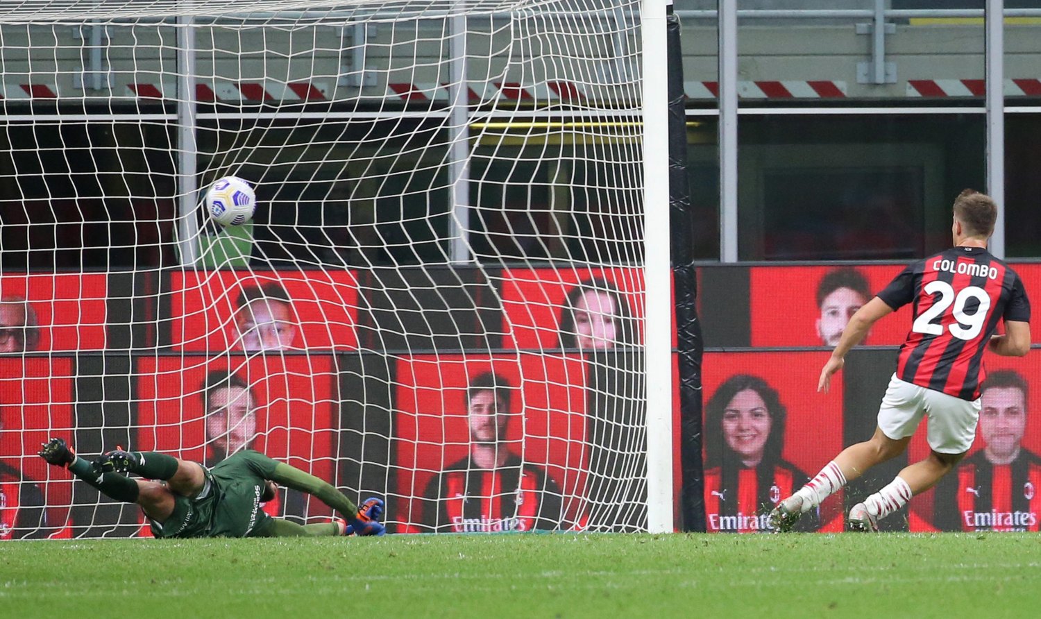 Immagine di Europa League, Playoff, Rio Ave - Milan in esclusiva su app DAZN - Scopri di più su DAZN