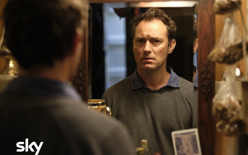 Immagine di «The Third Day», su Sky Atlantic e NOW TV la nuova produzione con Jude Law - Scopri di più su Sky Italia