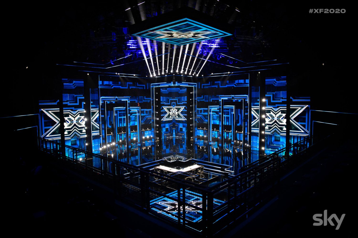 Immagine di Iniziati su Sky e NOW TV Live di X Factor 2020 con 870mila spettatori medi - Scopri di più su Sky Italia
