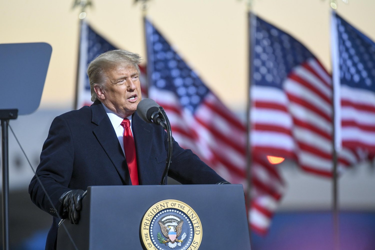 Immagine di Sky Atlantic For President, una maratona di storie sul mandato di Donald Trump - Scopri di più su Sky Italia