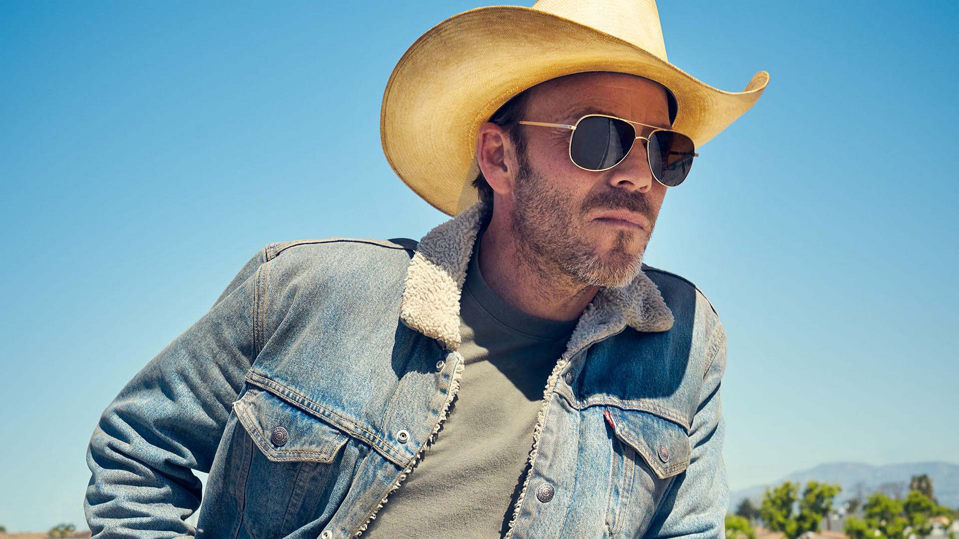 Visualizza: Deputy, su Fox la serie poliziesca dall’atmosfera western su Digital-News.it Immagine di Deputy, su Fox la serie poliziesca dall’atmosfera western - Scopri di più su Sky Italia