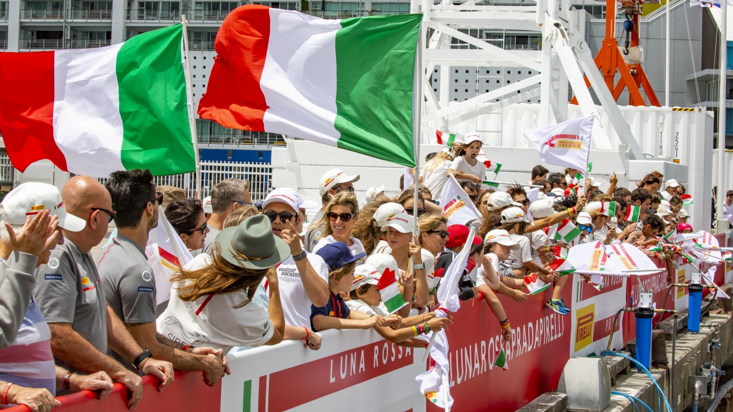 Immagine di America's Cup, Prada Cup Semifinale: Luna Rossa - American Magic LIVE su Sky Sport - Scopri di più su Sky Italia
