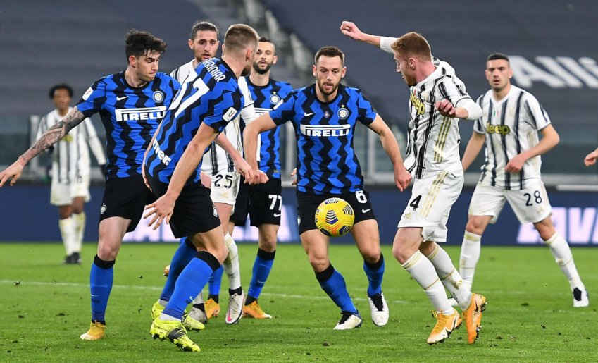 Visualizza: Diritti Tv Serie A 2021 - 2024, secondo round. Vantaggio DAZN su Sky su Digital-News.it Immagine di Diritti Tv Serie A 2021 - 2024, secondo round. Vantaggio DAZN su Sky - Scopri di più su Sport