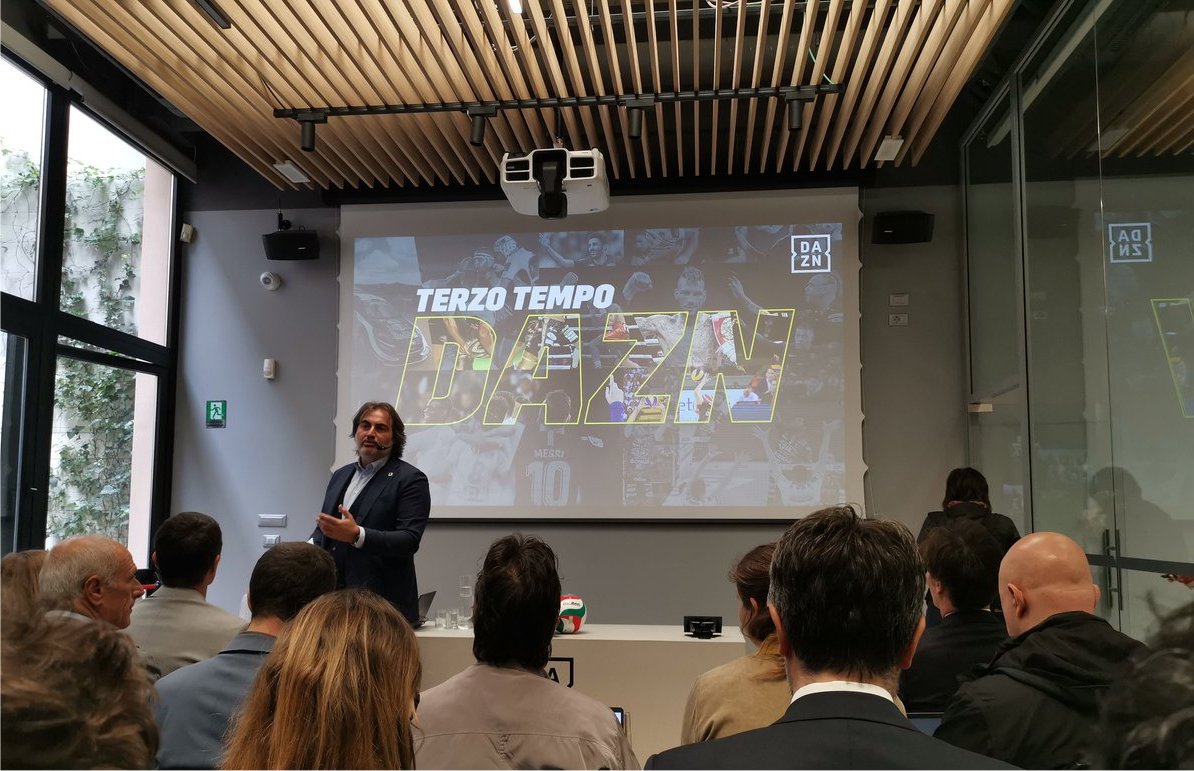 Visualizza: Diritti Tv Serie A 2021 - 2024, DAZN: «Punto di svolta, qui il futuro della Serie A» su Digital-News.it Immagine di Diritti Tv Serie A 2021 - 2024, DAZN: «Punto di svolta, qui il futuro della Serie A» - Scopri di più su DAZN