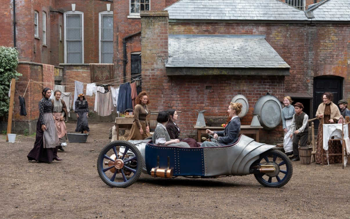 Visualizza: The Nevers, su Sky e NOW fantasy HBO nella Londra tardo-vittoriana su Digital-News.it Immagine di The Nevers, su Sky e NOW fantasy HBO nella Londra tardo-vittoriana - Scopri di più su Sky Italia