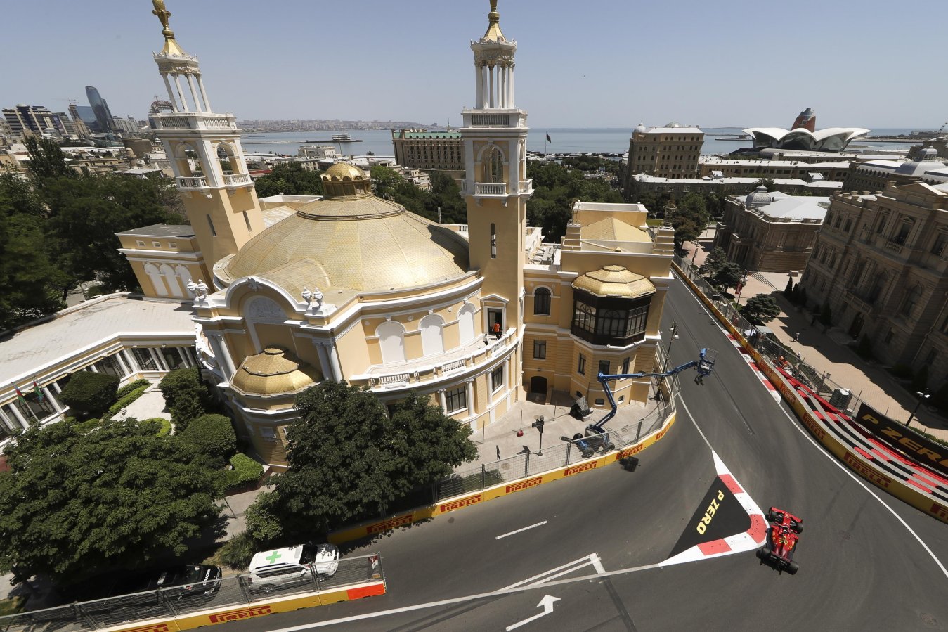 Formula 1 Baku, MotoGP e MotoE Catalunya: super domenica di motori live su Sky