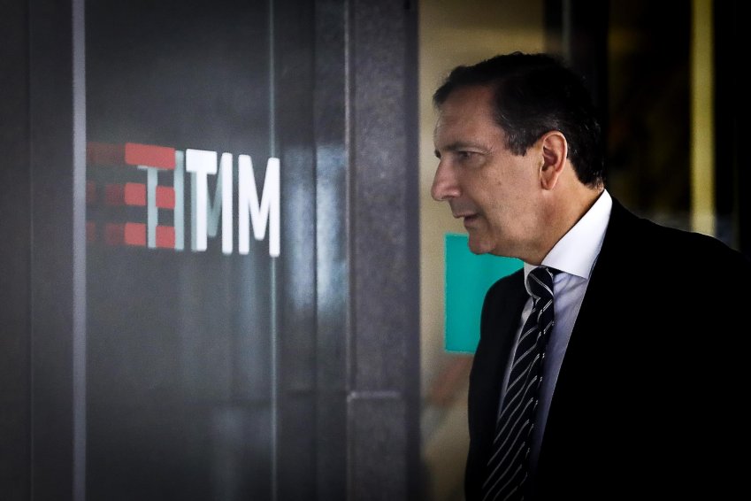 Visualizza: Gubitosi (TIM): «Disco verde accordo DAZN, nessun rapporto con Sky» su Digital-News.it Immagine di Gubitosi (TIM): «Disco verde accordo DAZN, nessun rapporto con Sky» - Scopri di più su Economia