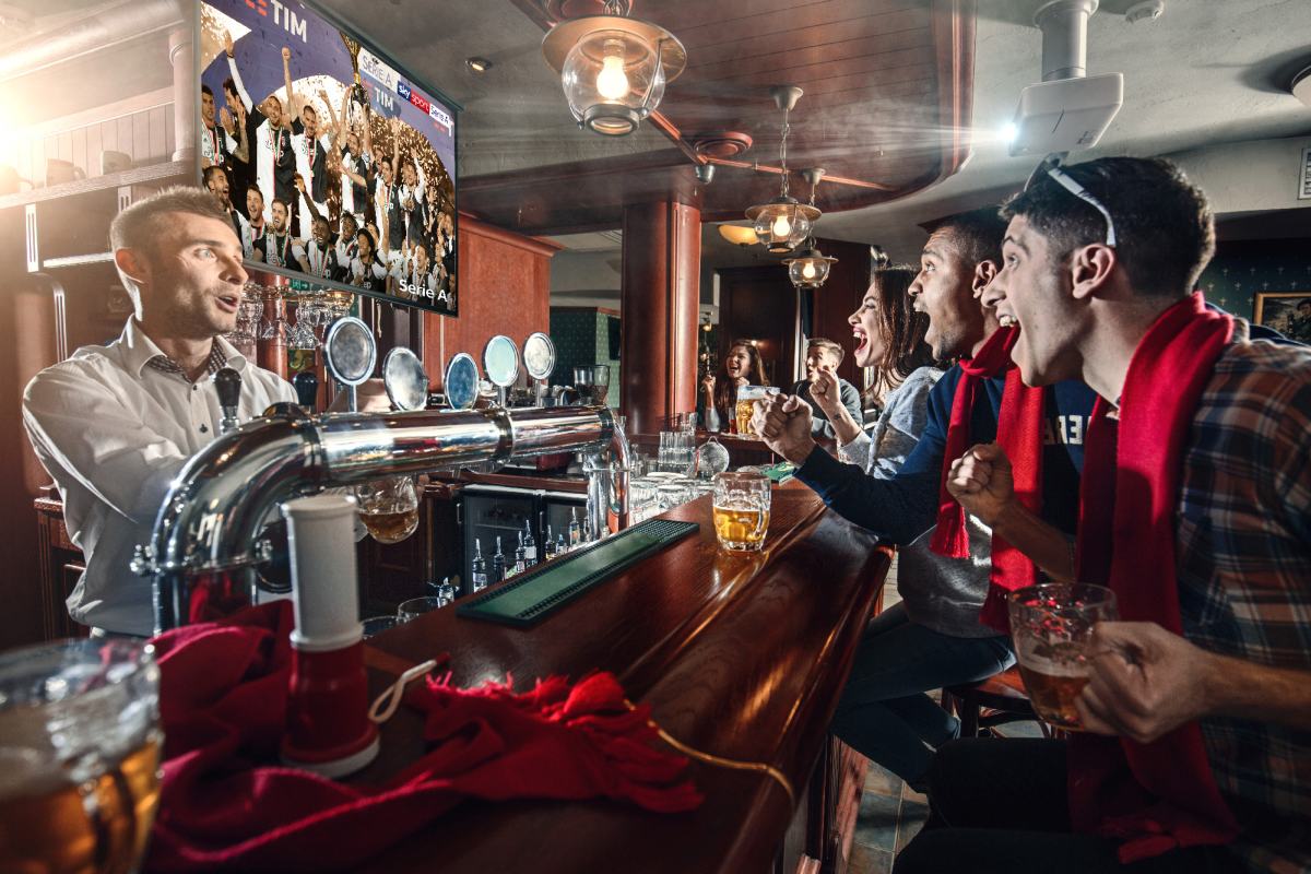 Visualizza: Via libera della Serie A alla richiesta DAZN per sublicenza Sky su utenze business su Digital-News.it Immagine di Via libera della Serie A alla richiesta DAZN per sublicenza Sky su utenze business - Scopri di più su DAZN