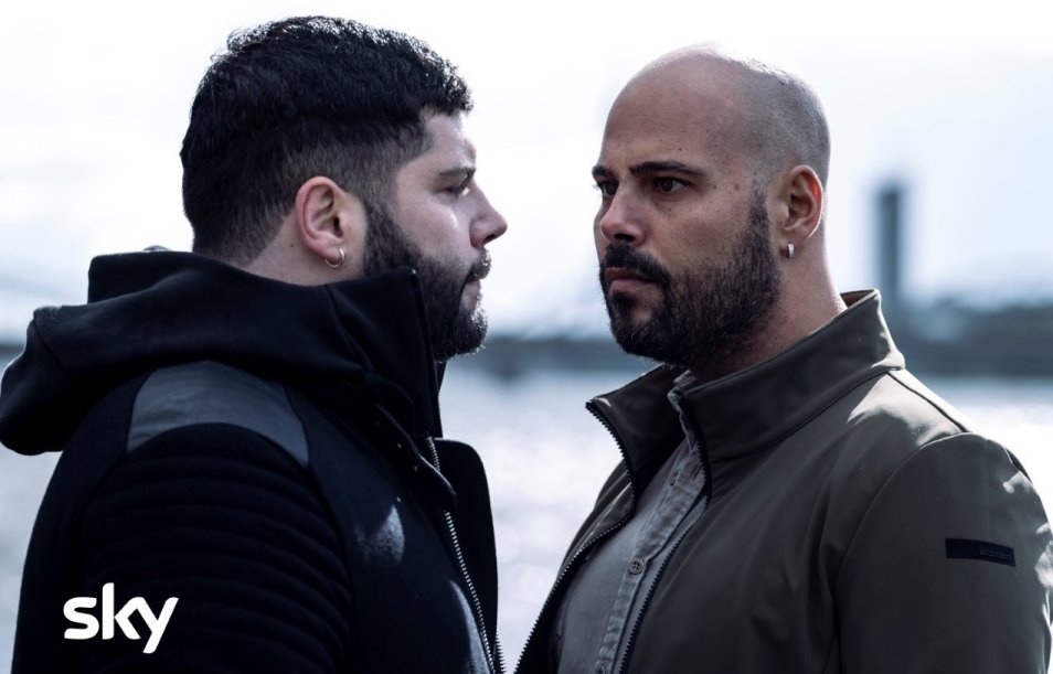 Immagine di Gomorra fa segnare il miglior debutto degli ultimi 2 anni per una serie su Sky - Scopri di più su Sky Italia