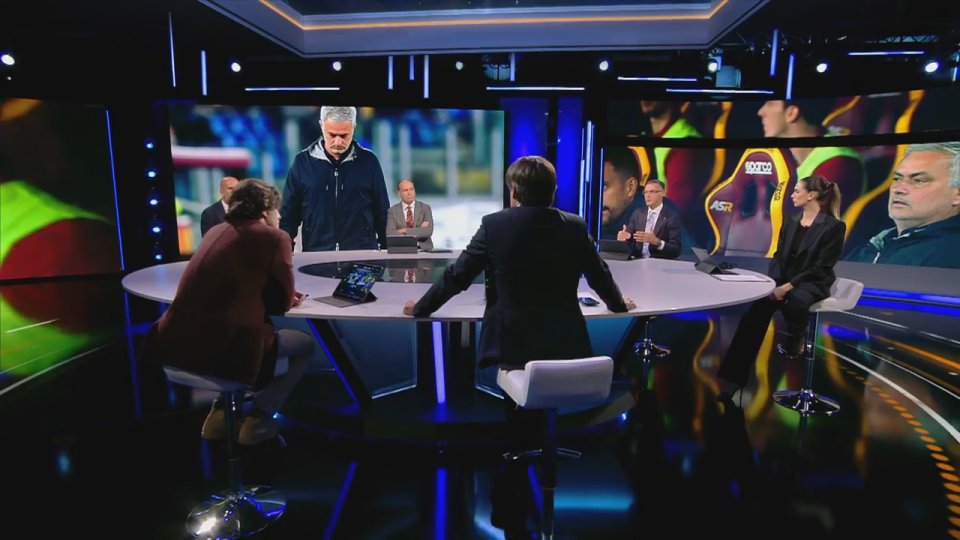 Visualizza: Sky Sport Serie A 2021/22 Diretta 13a Giornata, Palinsesto Telecronisti su Digital-News.it Immagine di Sky Sport Serie A 2021/22 Diretta 13a Giornata, Palinsesto Telecronisti - Scopri di più su Sky Italia
