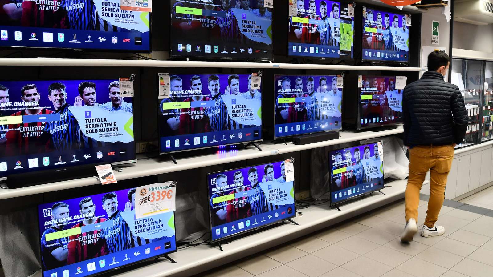 Foto - Agcom, gli impegni Dazn su qualità ed efficienza dei servizi di assistenza agli abbonati