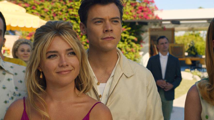 Don't Worry Darling: thriller psicologico con Florence Pugh e Harry Styles su Sky e NOW