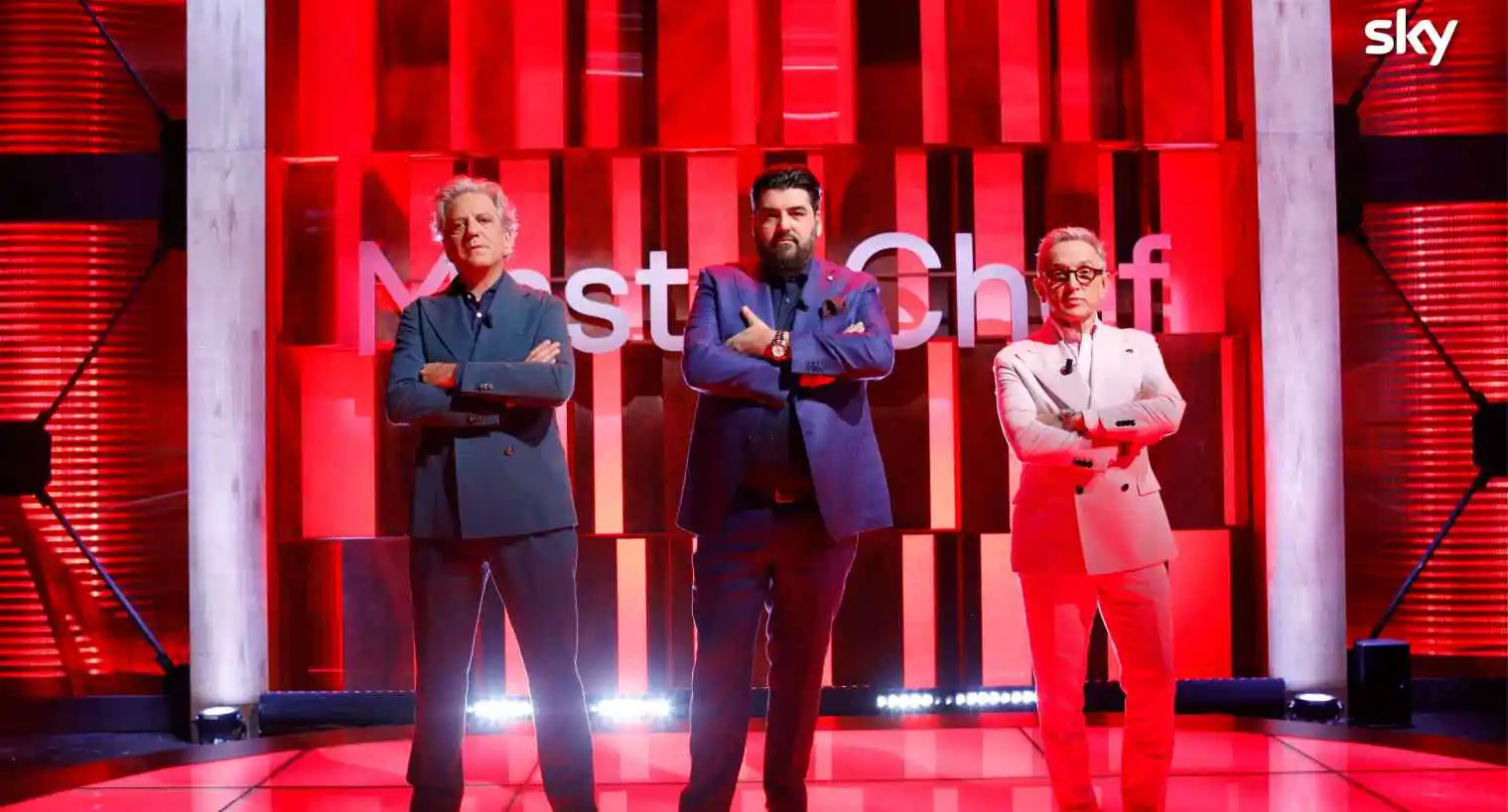 Visualizza: Le sorprese esplosive MasterChef Italia 2023 su Sky e NOW | Cucina, Emozioni e Record su Digital-News.it Immagine di Le sorprese esplosive MasterChef Italia 2023 su Sky e NOW | Cucina, Emozioni e Record - Scopri di più su Sky Italia