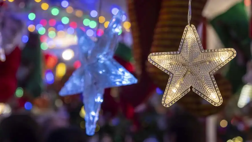 Immagine di Auguri! Buon Natale 2023 da Digital-News.it e Digital-Forum.it - Scopri di più su Televisione