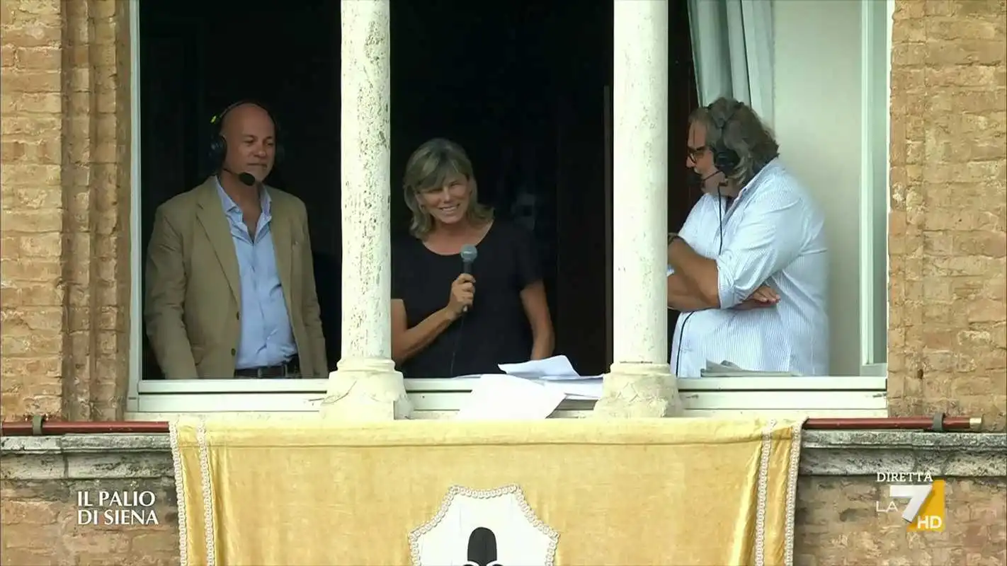 Il Palio di Siena fino al 2028 su La7: con Pardo e Mazzini, qualità televisiva e visibilità internazionale Il Palio di Siena fino al 2028 su La7: con Pardo e Mazzini, qualità televisiva e visibilità internazionale