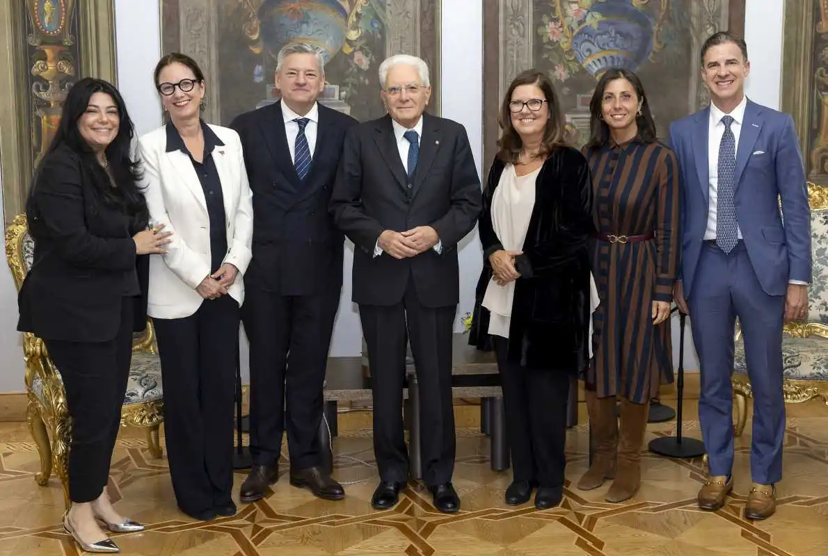 Presidente Mattarella incontra Ted Sarandos al Quirinale per i dieci anni di Netflix in Italia Presidente Mattarella incontra Ted Sarandos al Quirinale per i dieci anni di Netflix in Italia