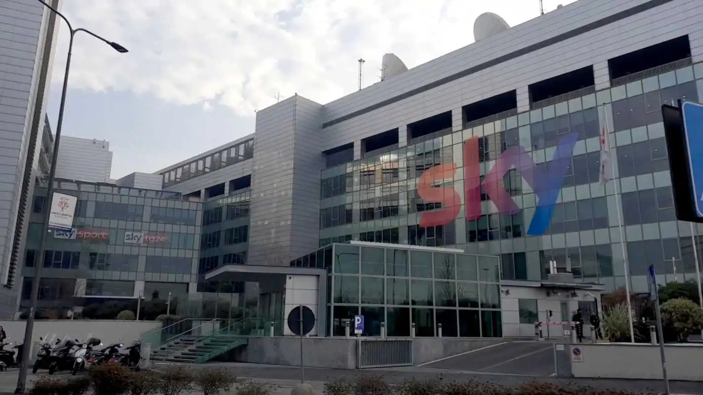Rimodulazione Sky Multiscreen dal 1° dicembre 2025, tutte le novità e le opzioni per i clienti Rimodulazione Sky Multiscreen dal 1° dicembre 2025, tutte le novità e le opzioni per i clienti