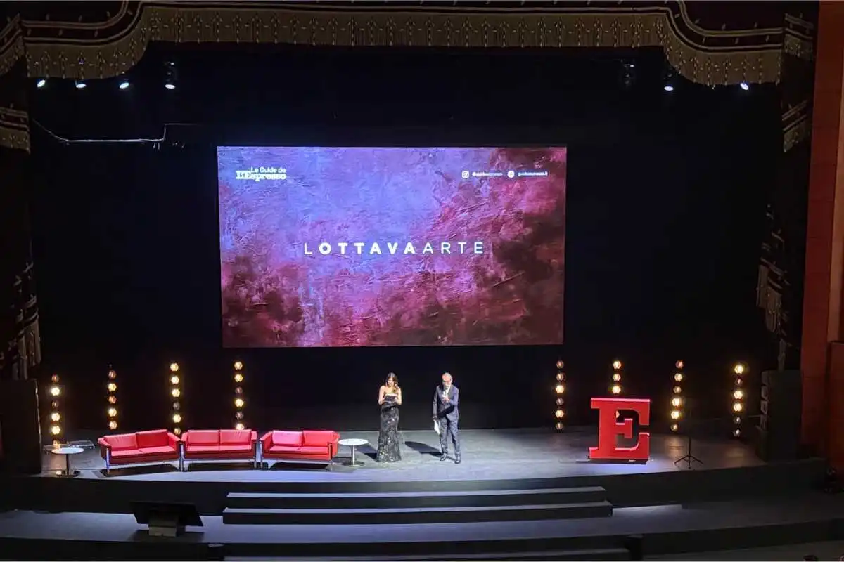 Cannavacciuolo e Rosval superstar: trionfa l’Ottava Arte gourmet alle Guide de L’Espresso 2026
