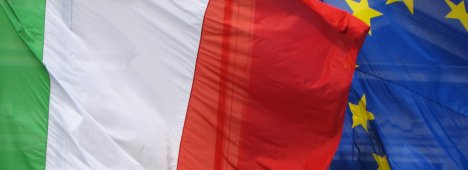 Foto - Renzi a Bruxelles dà il via (in diretta tv) al Semestre Europeo a guida Italia