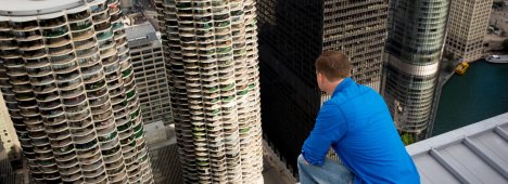 Foto - Wallenda sospeso su Chicago, in diretta dalle 1 su Discovery Channel (Sky)