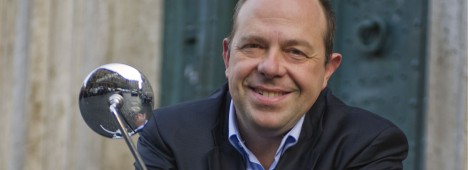 Immagine di La versione di Banfi, il nuovo talk show in diretta su Rete 4 - Scopri di più su Televisione