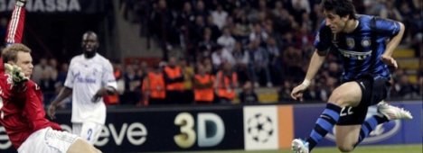 Immagine di Champions League in tv: Schalke 04-Inter (Rai 1, SKY Sport, Mediaset Premium) - Scopri di più su Sport