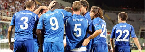 Visualizza: Calcio Amichevole: Italia - Stati Uniti (diretta tv ore 20.45 Rai 1 e Rai HD) su Digital-News.it Immagine di Calcio Amichevole: Italia - Stati Uniti (diretta tv ore 20.45 Rai 1 e Rai HD) - Scopri di più su Sport