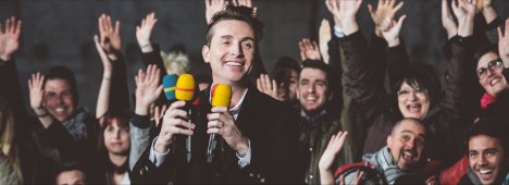Immagine di Italia1, ritorna stasera lo storico Karaoke condotto da Angelo Pintus - Scopri di più su Televisione