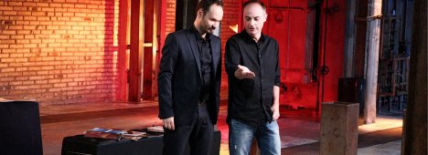 Visualizza: Il mentalista Francesco Tesei sbarca in tv con una serie su Sky Uno HD su Digital-News.it Immagine di Il mentalista Francesco Tesei sbarca in tv con una serie su Sky Uno HD - Scopri di più su Sky Italia